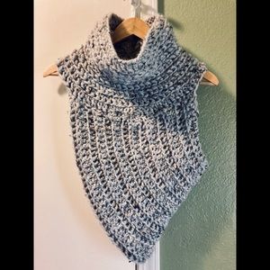 Katniss Everdeen-esque cowl